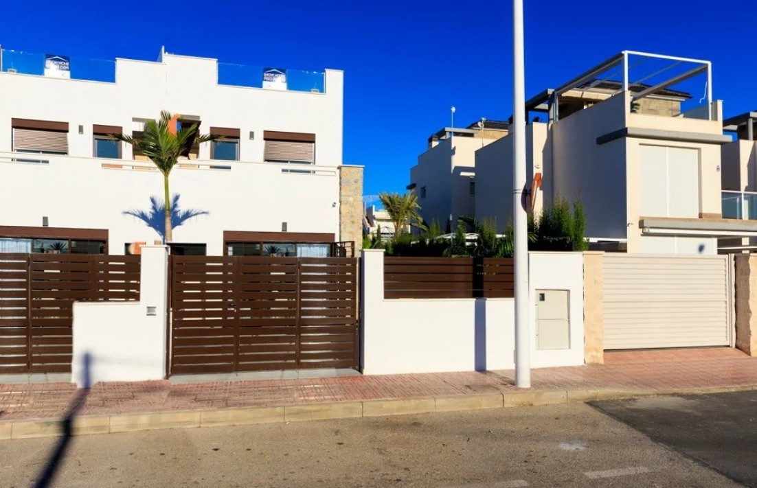 New Build - Terraced house - Pilar de la Horadada