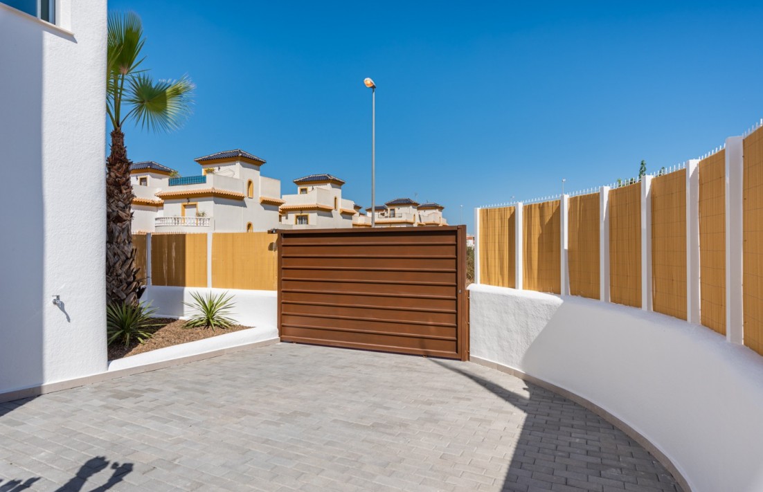 Nueva construcción  - Villa - La Marina, San Fulgencio - San Fulgencio