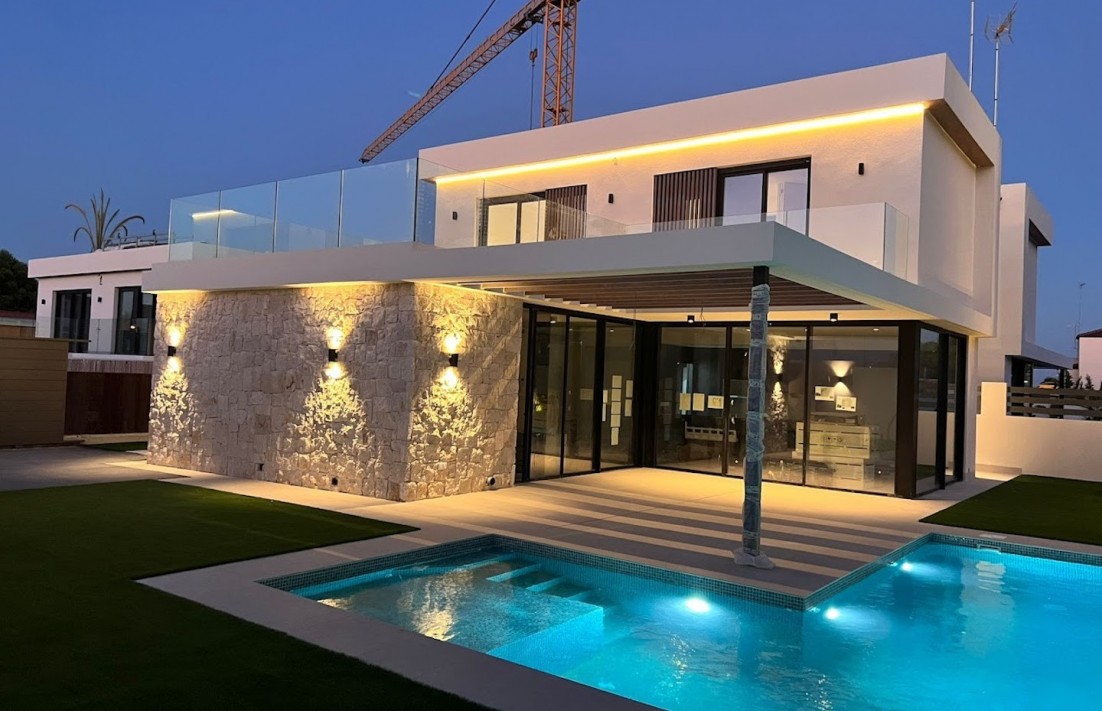 Nueva construcción  - Villa - Orihuela Costa - Lomas de Cabo Roig