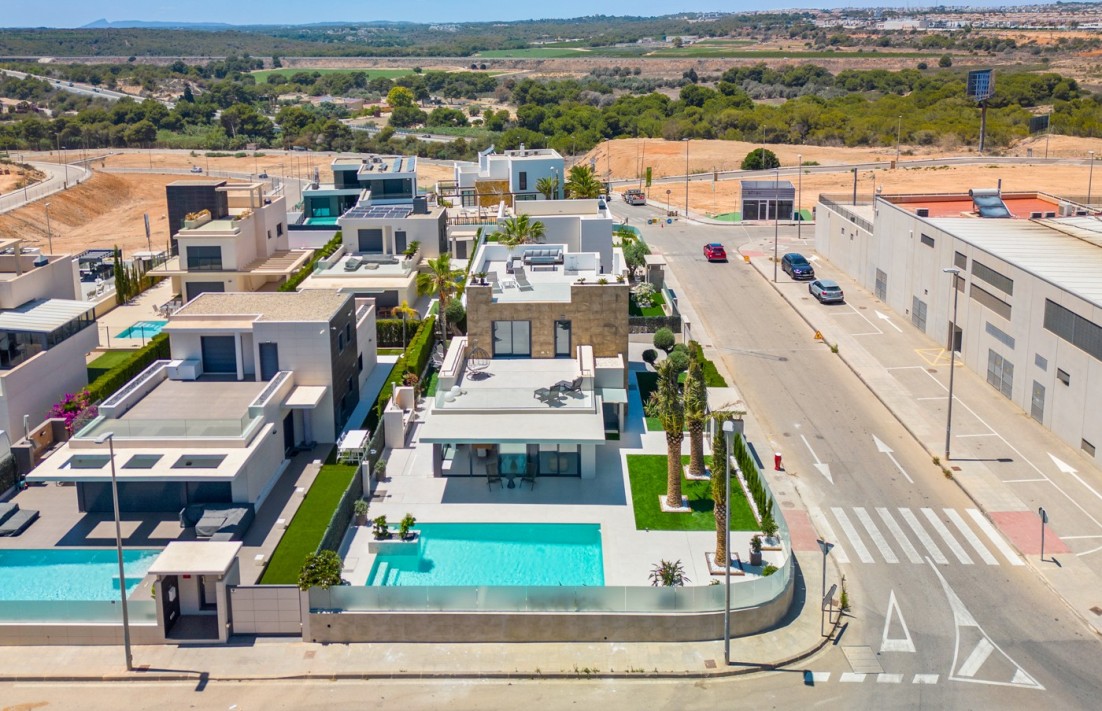 Resale - Villa - Orihuela Costa - Dehesa de campoamor