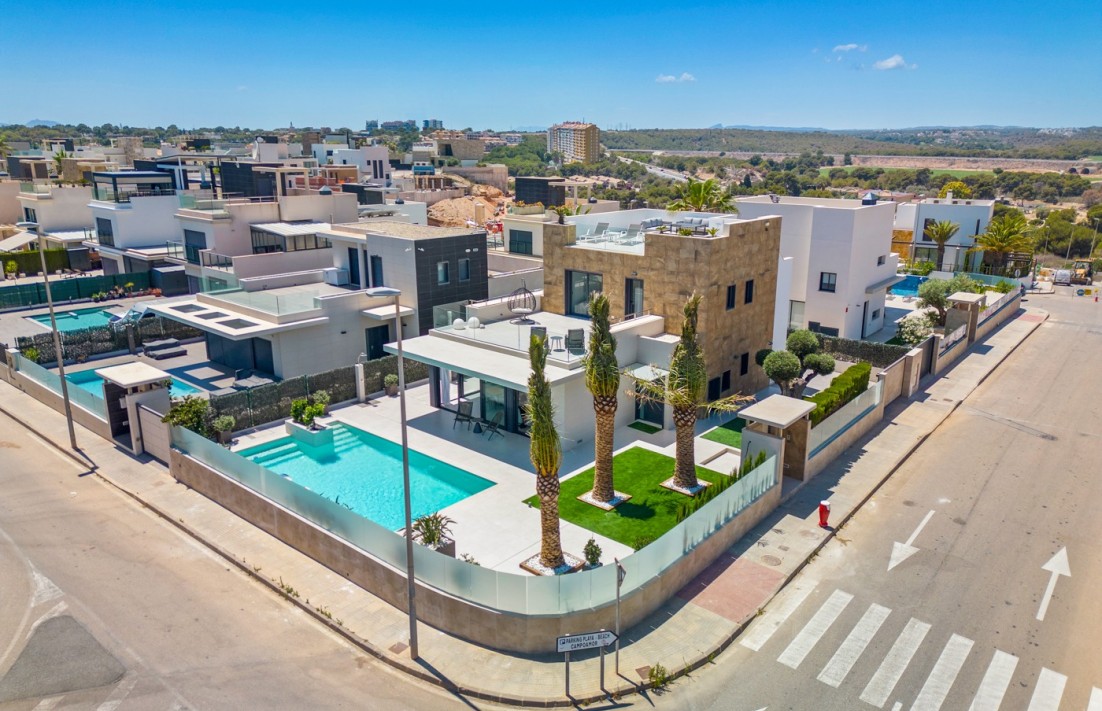 Resale - Villa - Orihuela Costa - Dehesa de campoamor